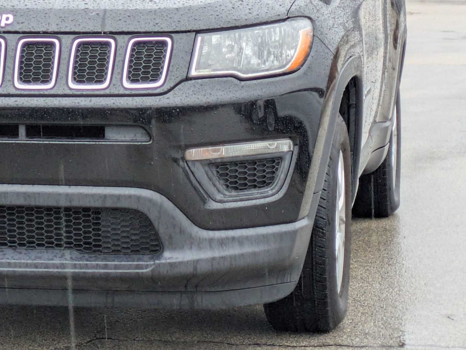 Thumbnail: 2018 Jeep Compass - 10