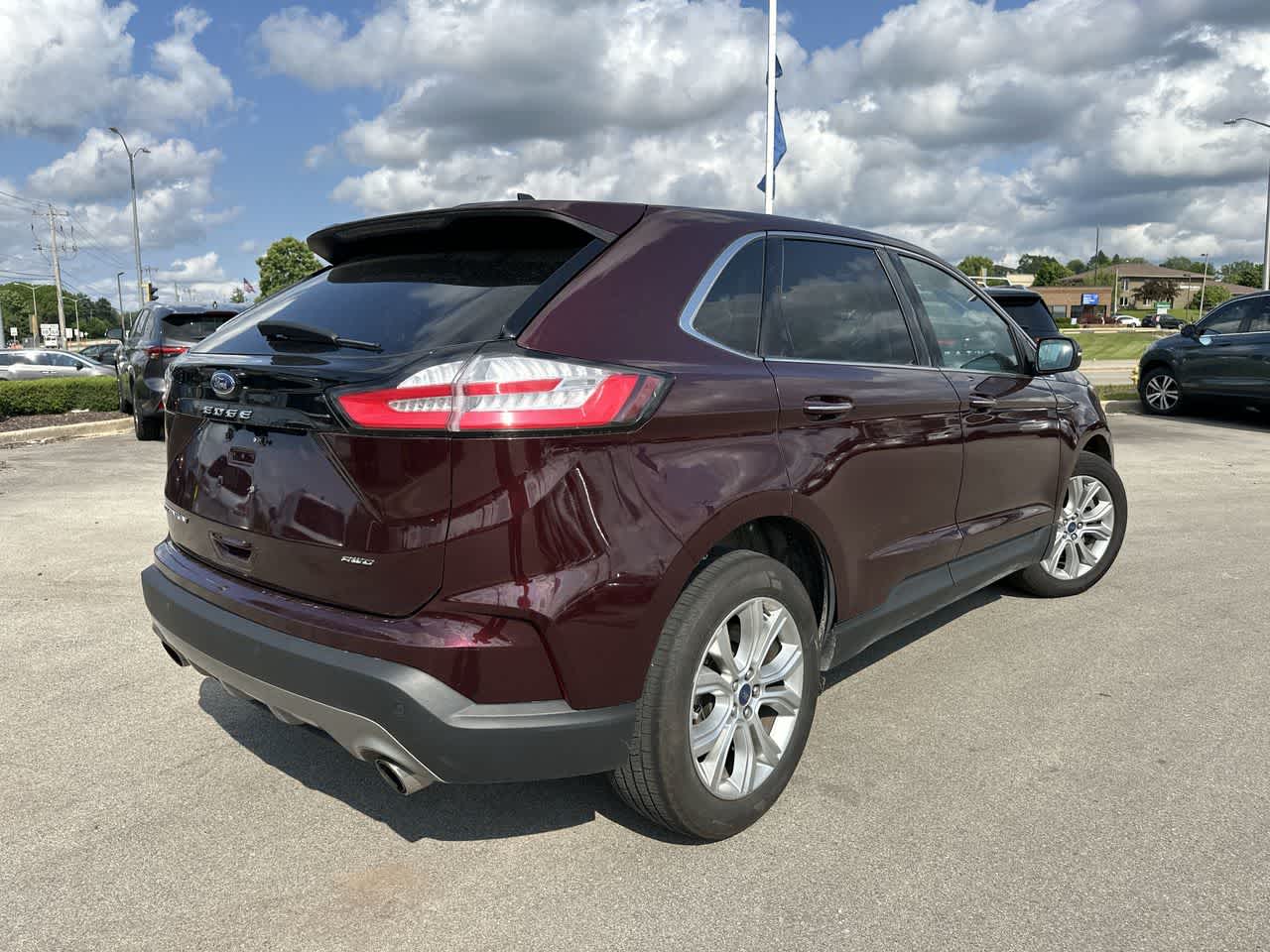 Thumbnail: 2021 Ford Edge - 5