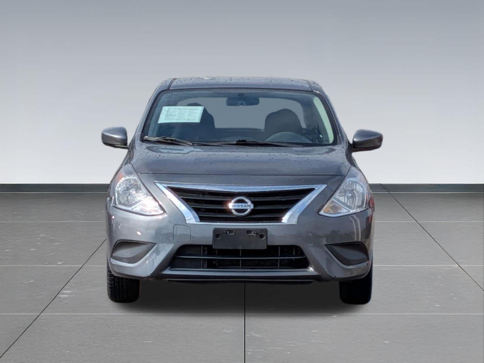 Thumbnail: 2017 Nissan Versa - 12