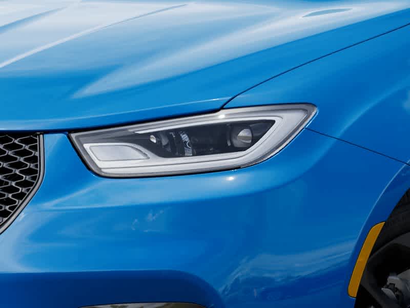 Thumbnail: 2026 Chrysler Pacifica - 10