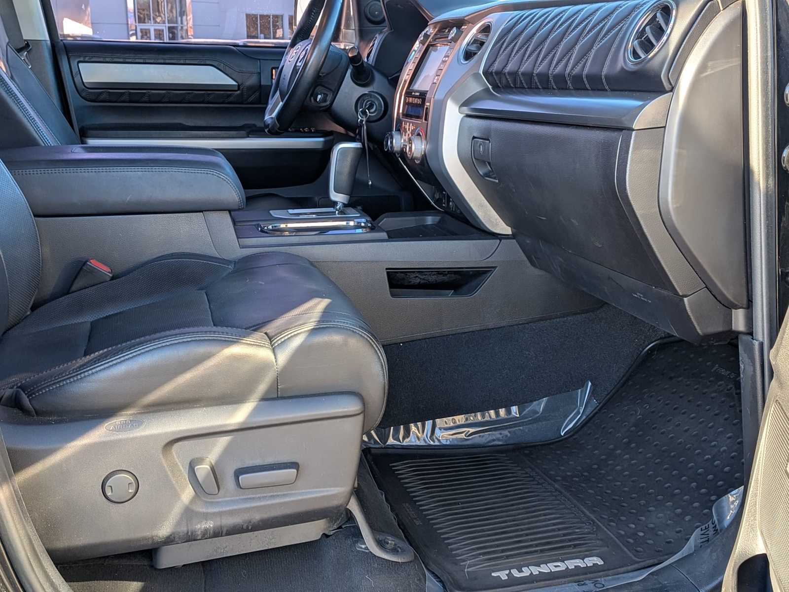 Thumbnail: 2014 Toyota Tundra - 20