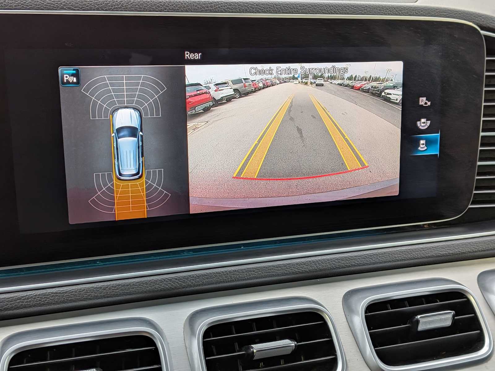 Thumbnail: 2020 Mercedes-Benz GLE - 28