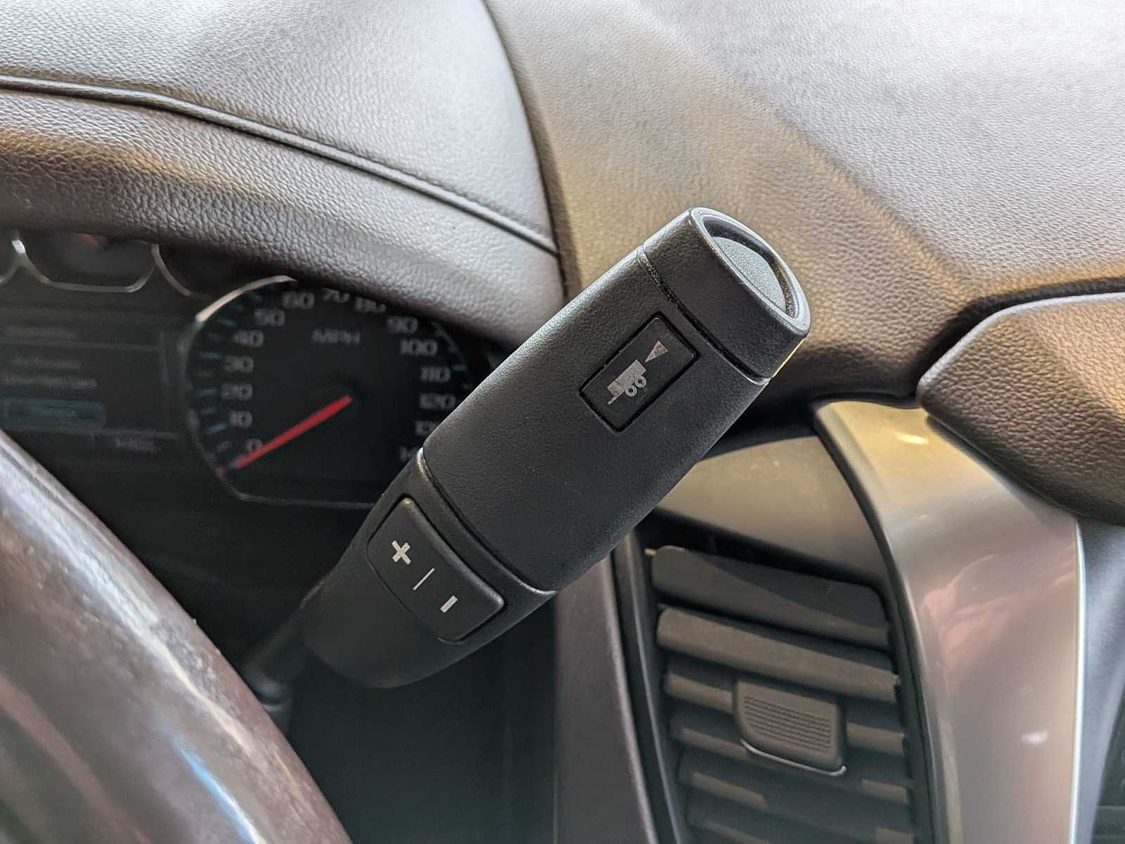 Thumbnail: 2018 Chevrolet Suburban - 24