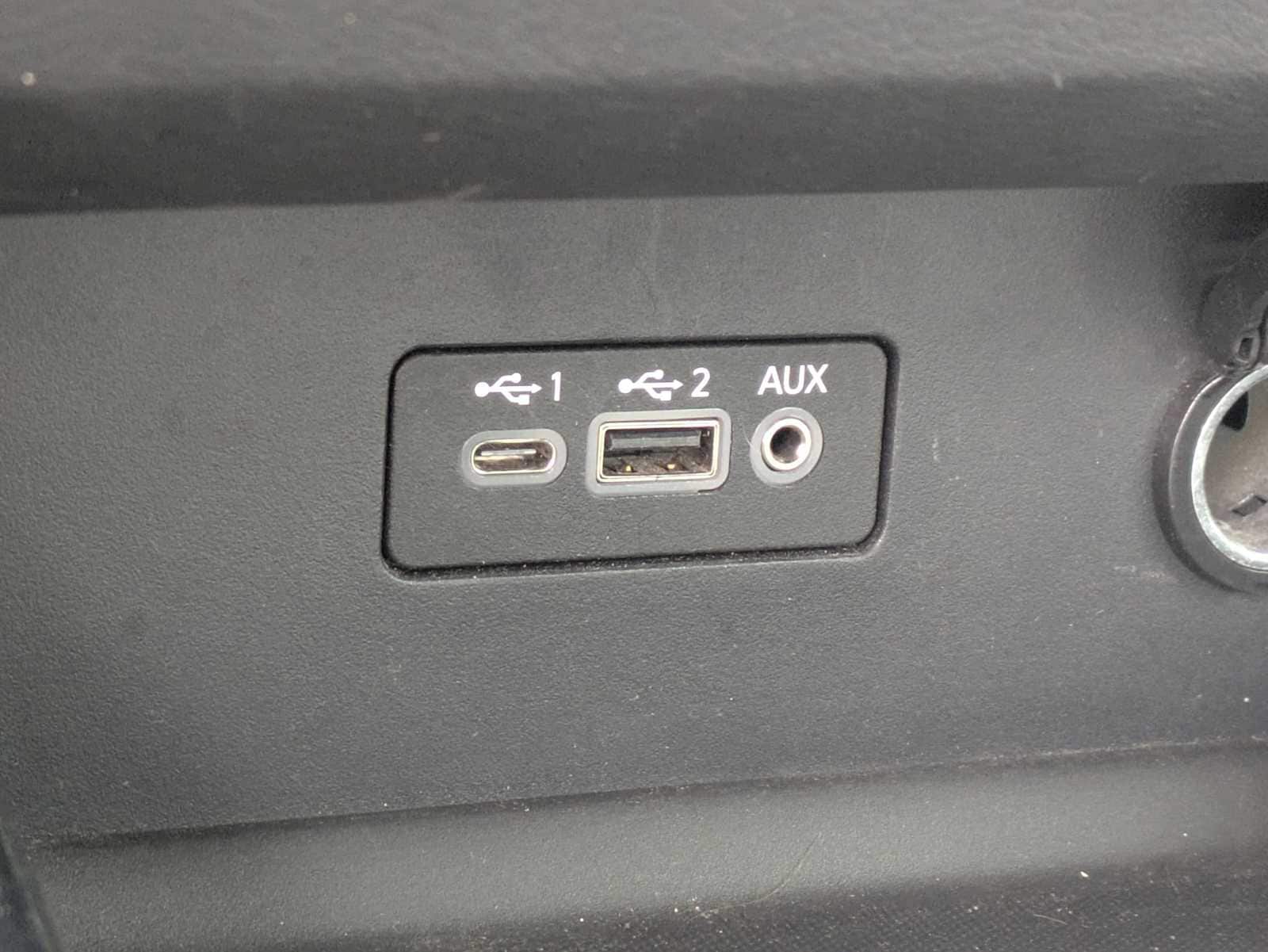 Thumbnail: 2020 Nissan Altima - 31