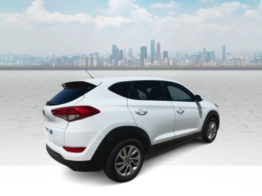 Thumbnail: 2018 Hyundai Tucson - 8