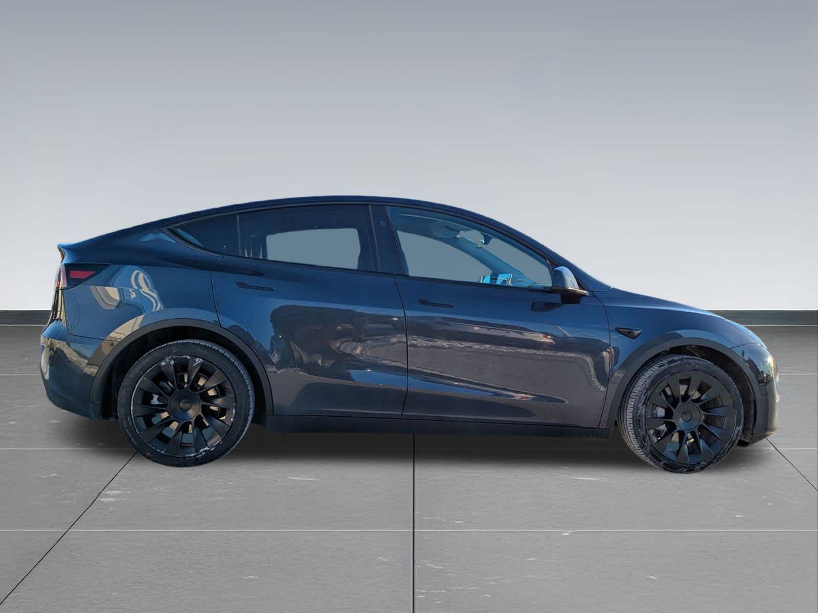 Thumbnail: 2024 Tesla Model Y - 7