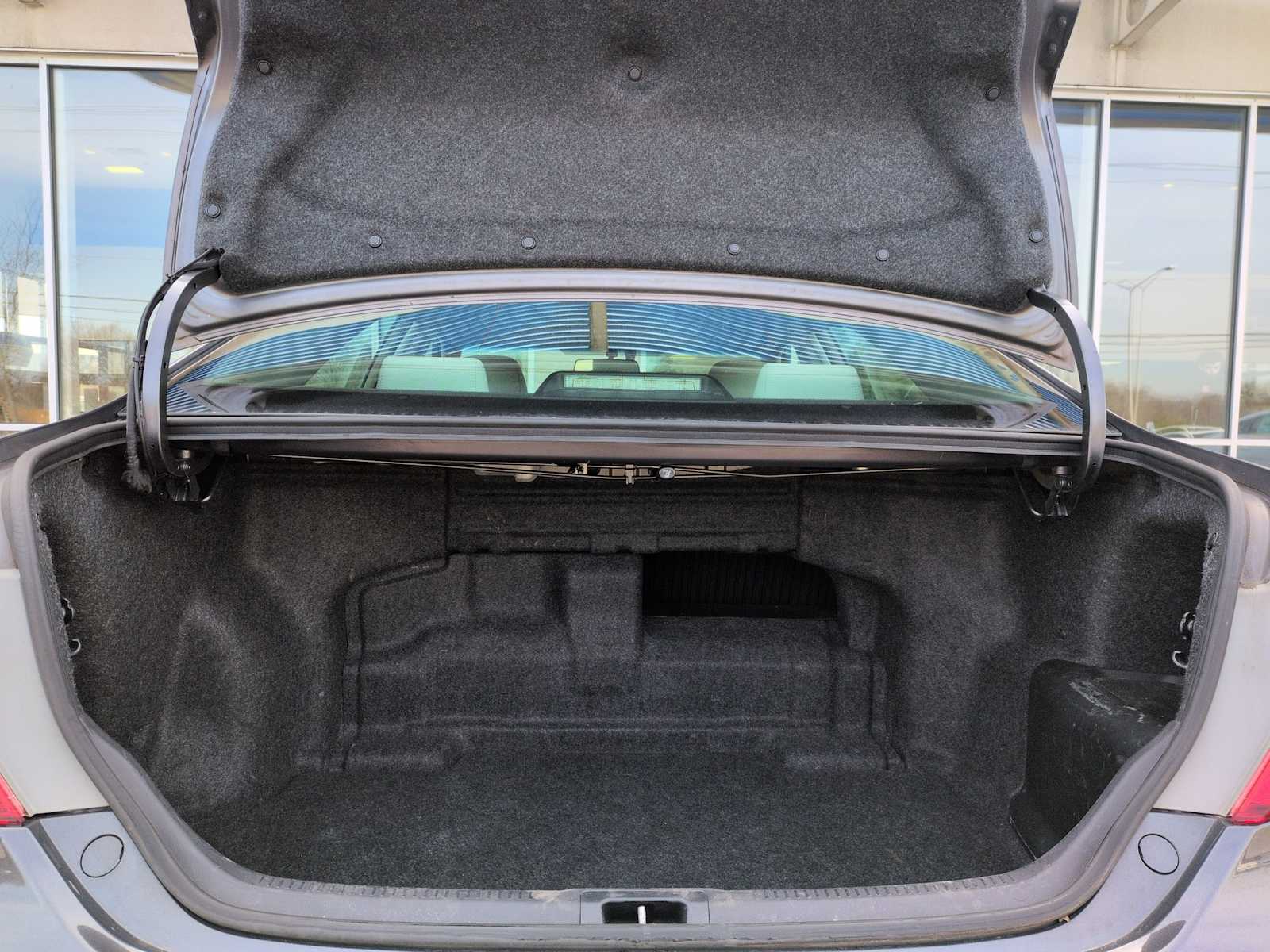 Thumbnail: 2014 Toyota Camry - 30