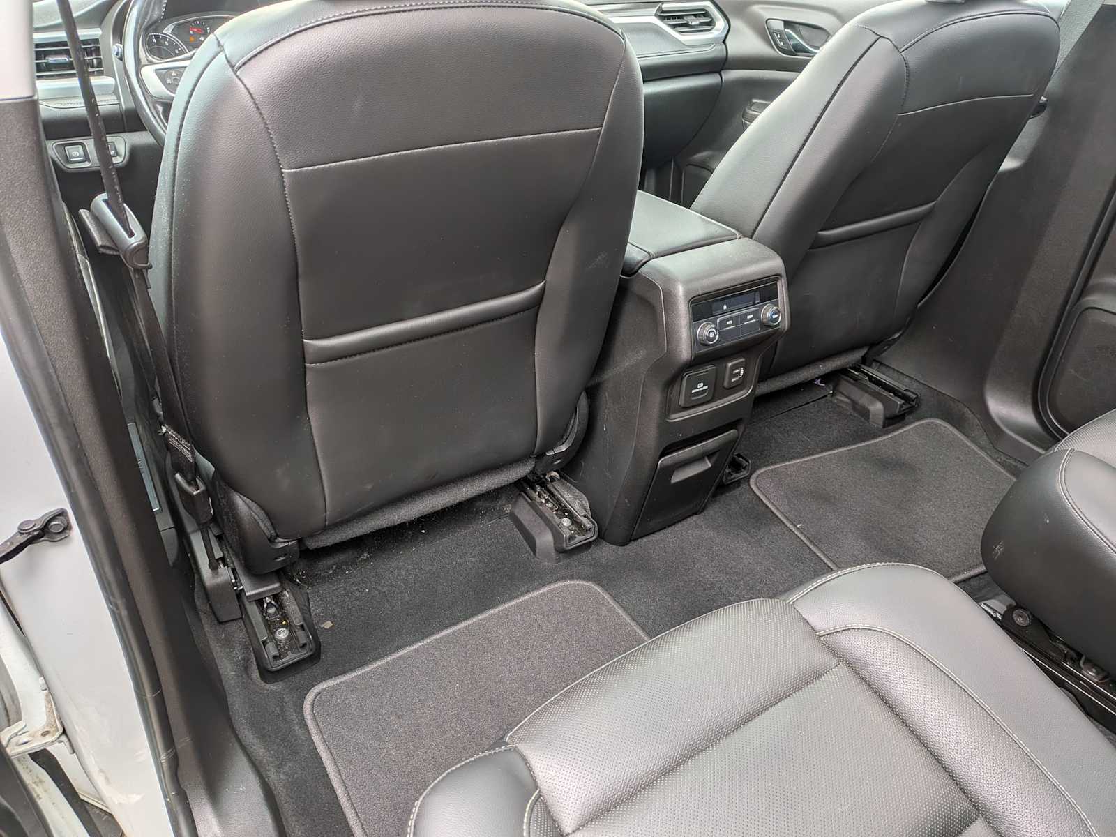 Thumbnail: 2019 GMC Acadia - 17