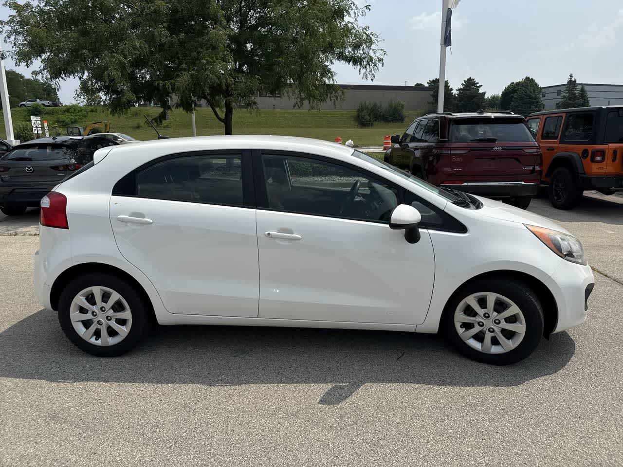 Thumbnail: 2014 Kia Rio5 - 7