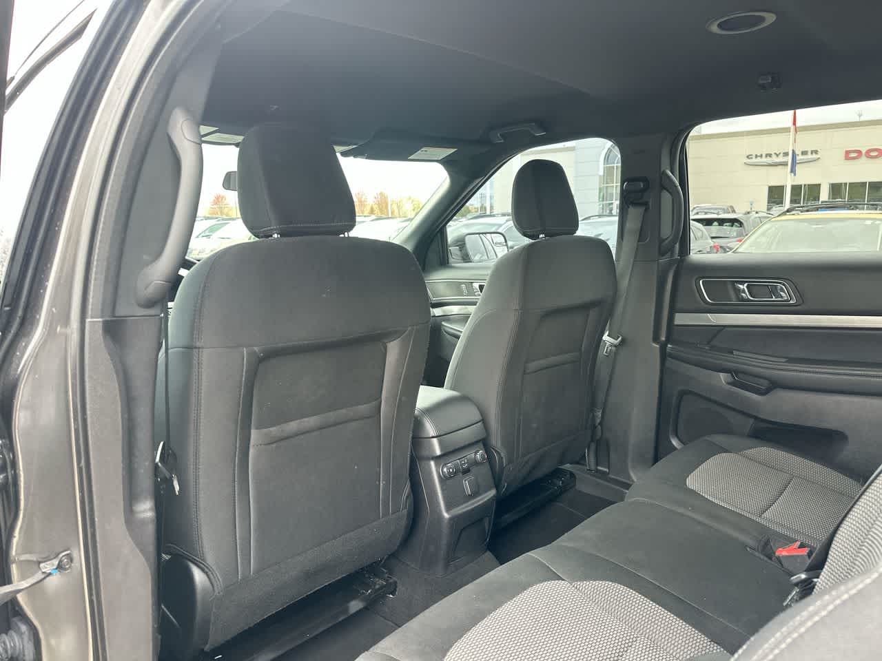 2018 Ford Explorer XLT 23