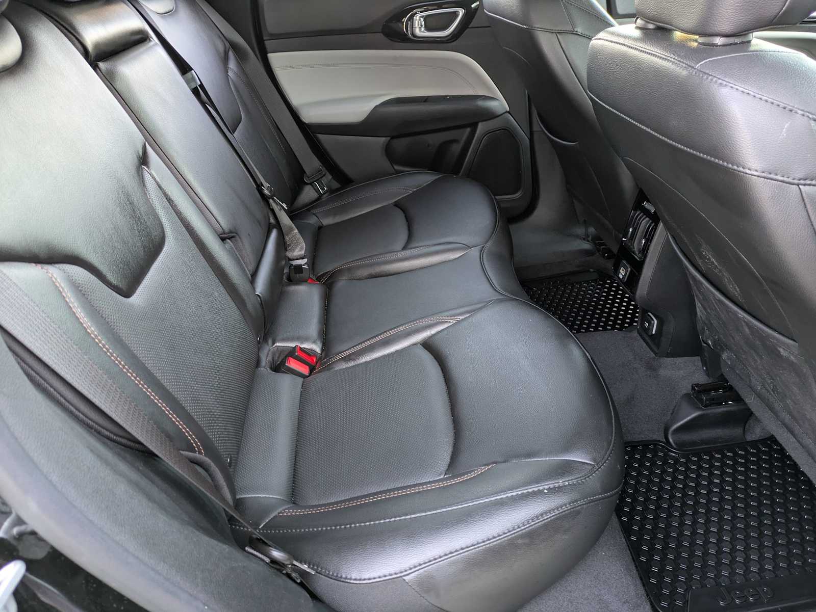 Thumbnail: 2022 Jeep Compass - 18