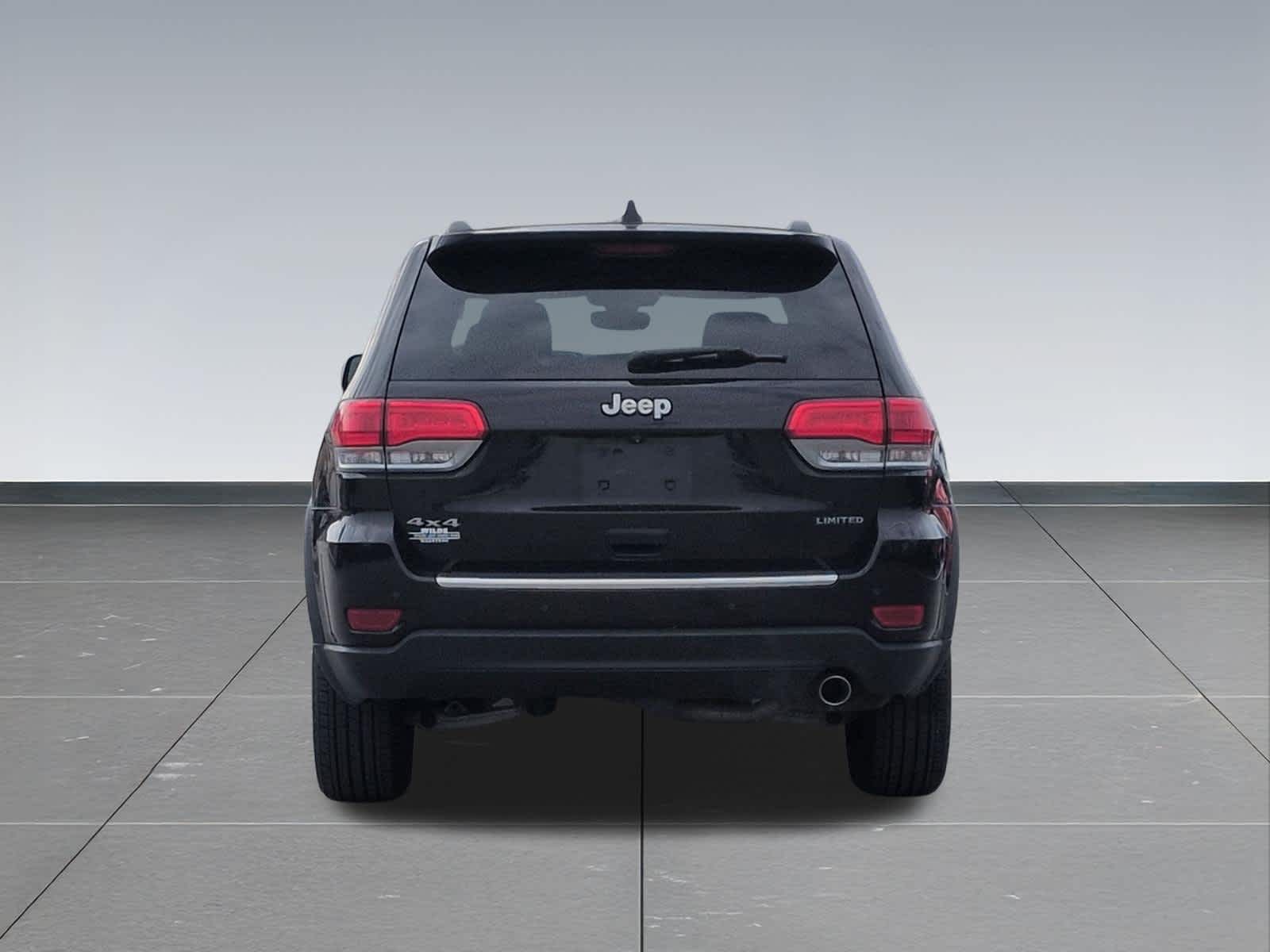 Thumbnail: 2018 Jeep Grand Cherokee - 5