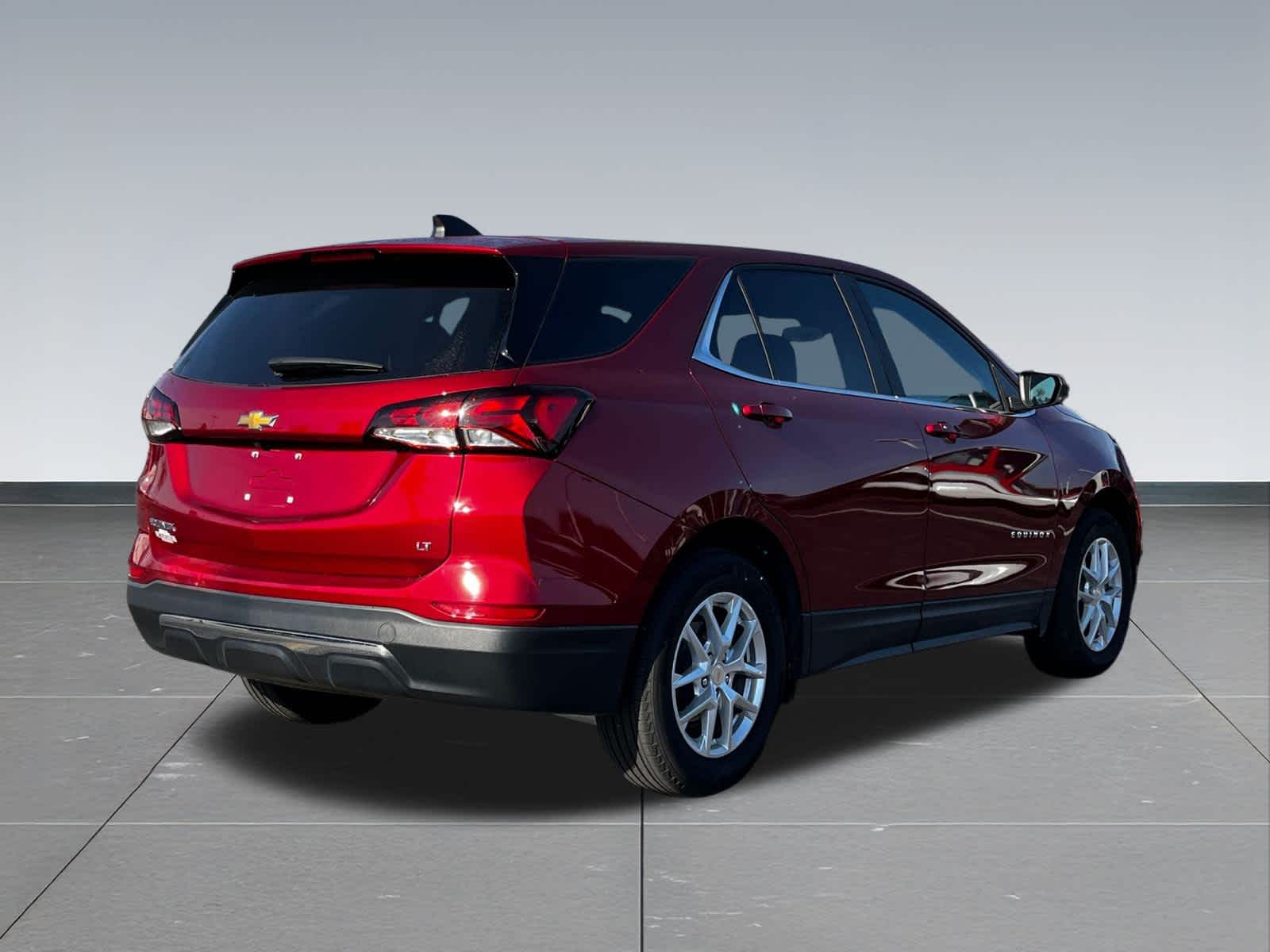 Thumbnail: 2023 Chevrolet Equinox - 6