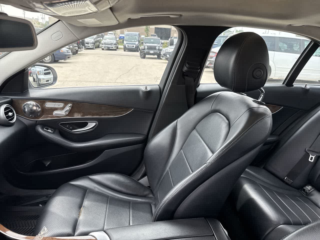 Thumbnail: 2017 Mercedes-Benz C-Class - 24