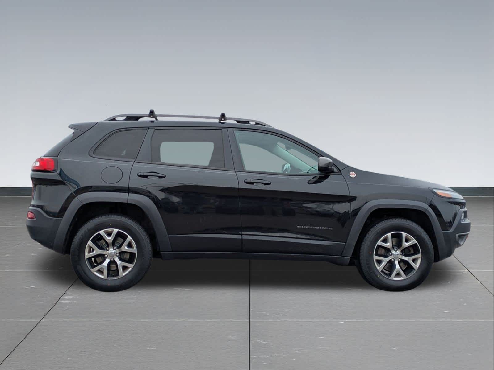 Thumbnail: 2014 Jeep Cherokee - 8