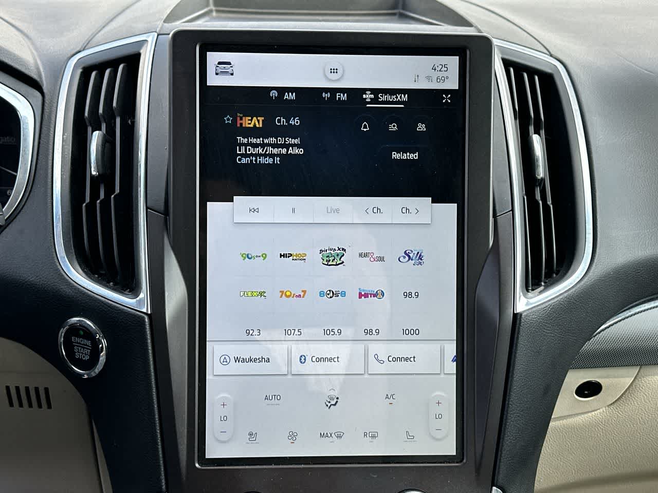Thumbnail: 2021 Ford Edge - 25