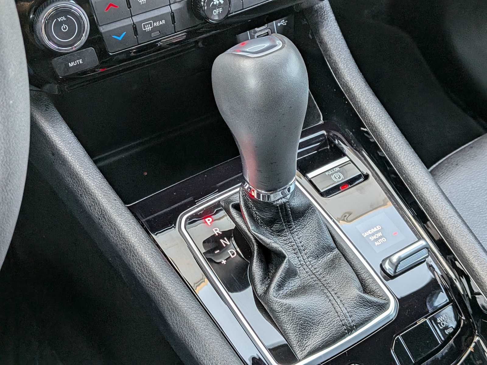 Thumbnail: 2024 Jeep Compass - 29