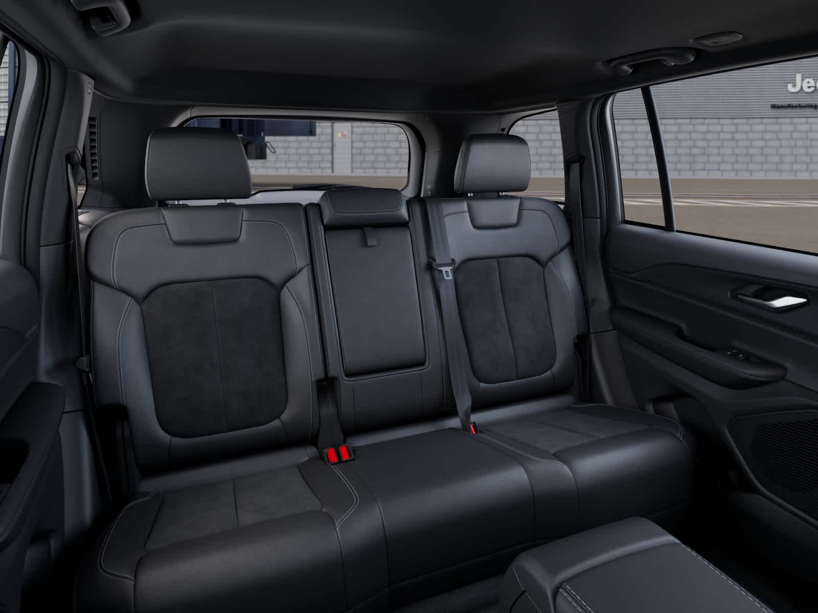 Thumbnail: 2025 Jeep Grand Cherokee - 15