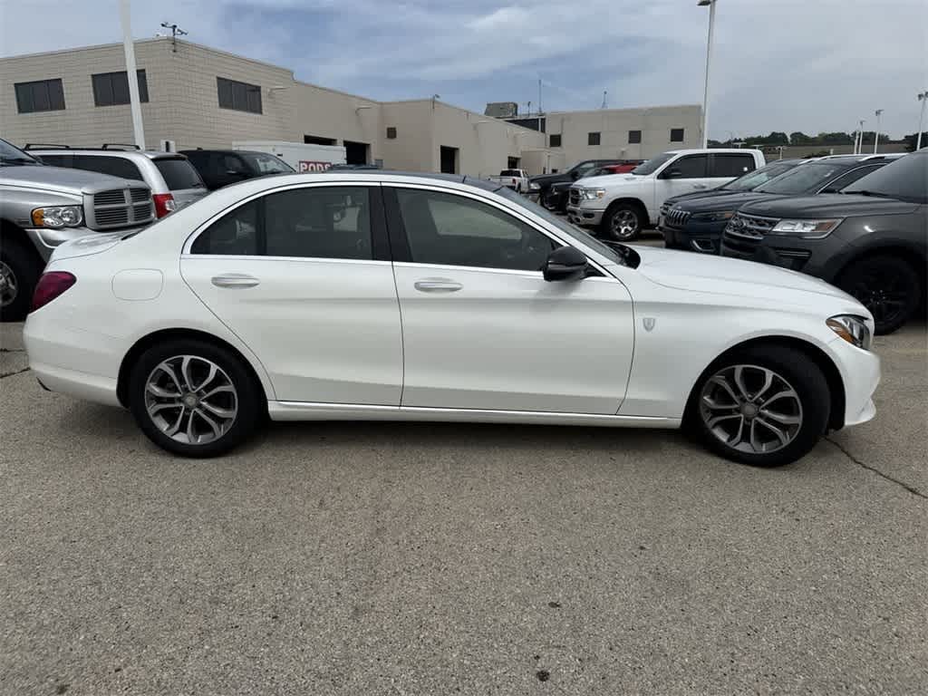 Thumbnail: 2017 Mercedes-Benz C-Class - 7