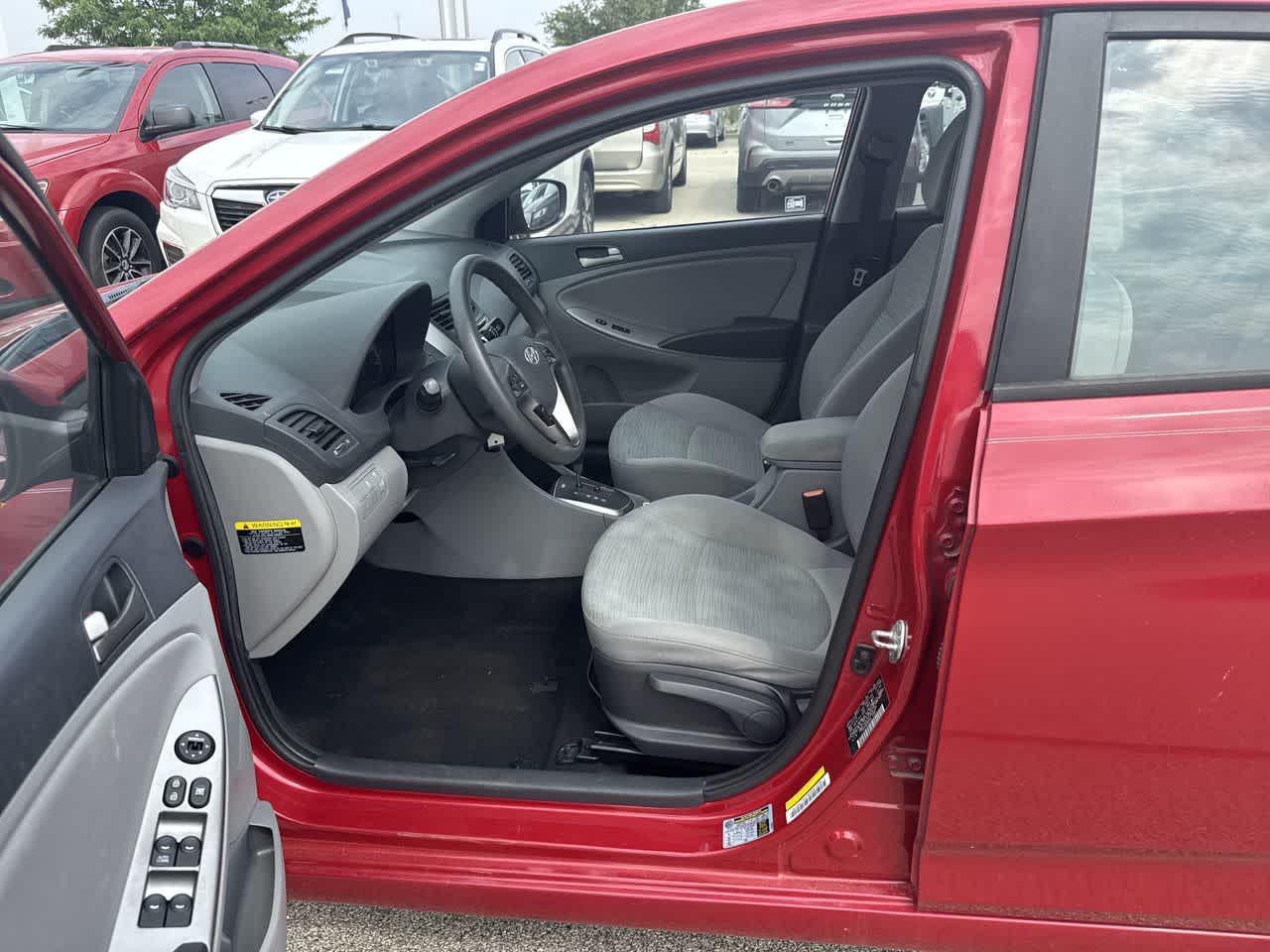 2015 Hyundai Accent GLS 2