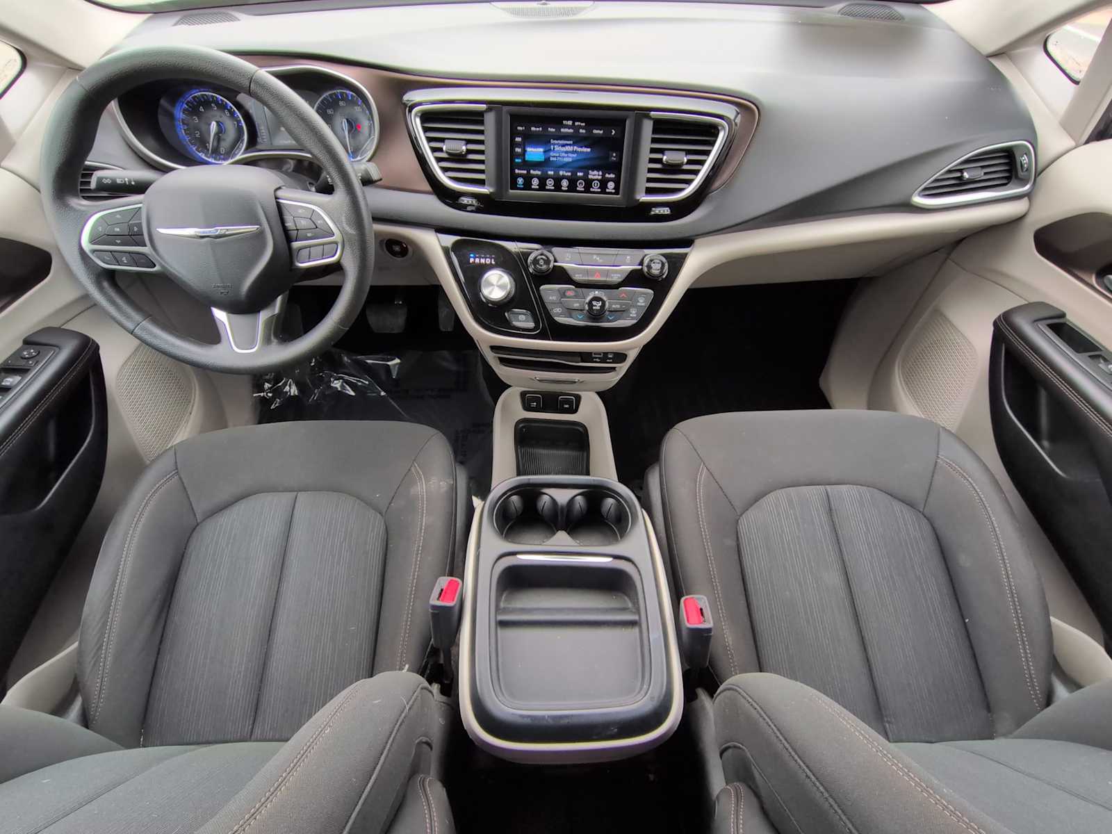 Thumbnail: 2018 Chrysler Pacifica - 13