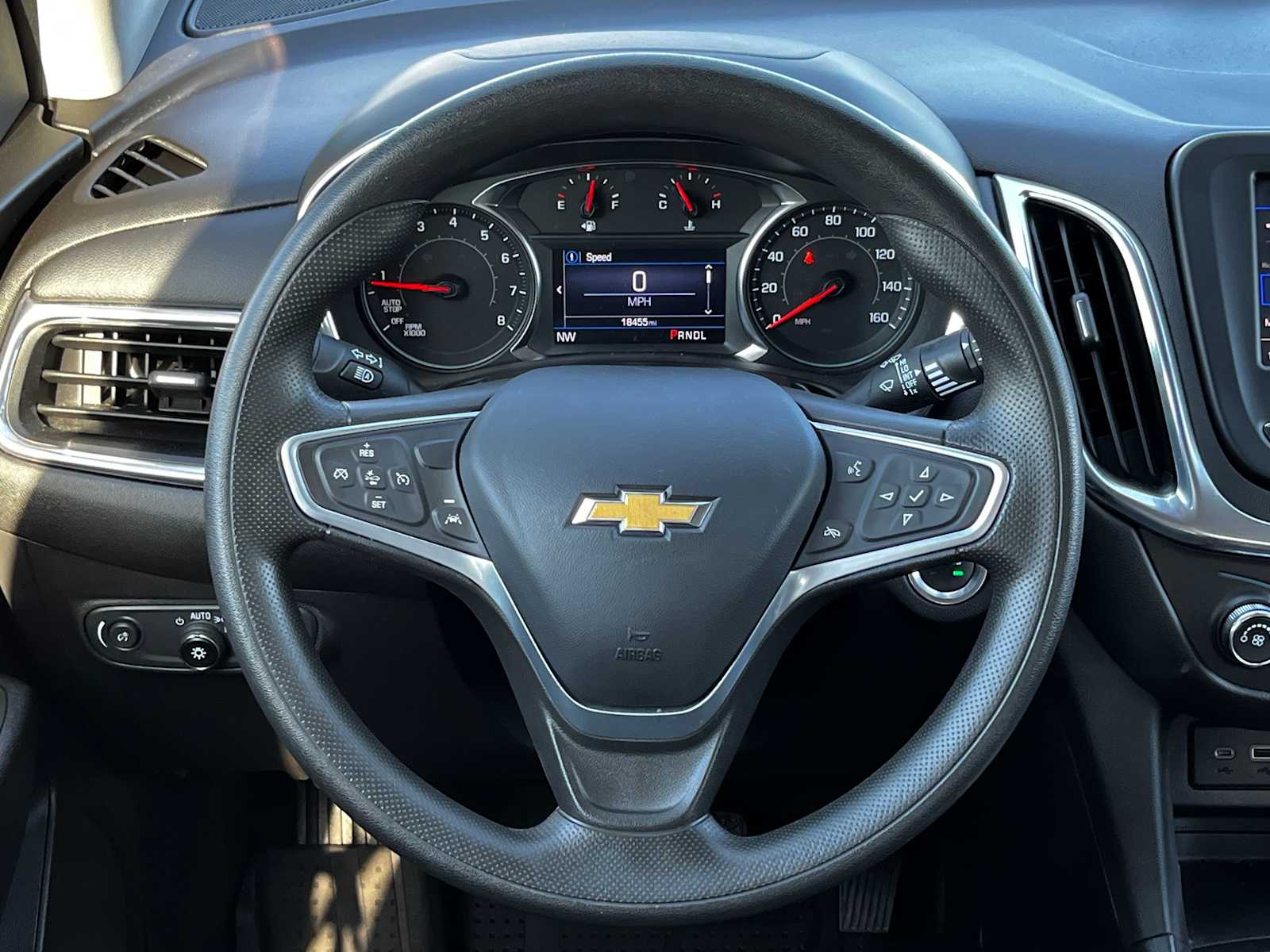 Thumbnail: 2023 Chevrolet Equinox - 21