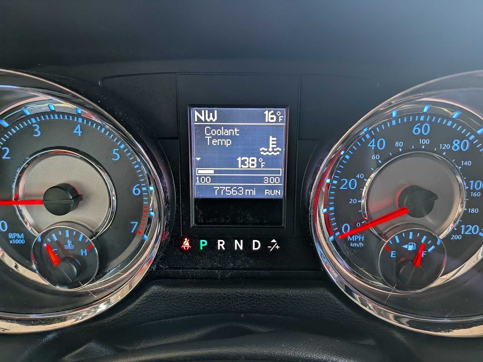 Thumbnail: 2012 Chrysler Town & Country - 26