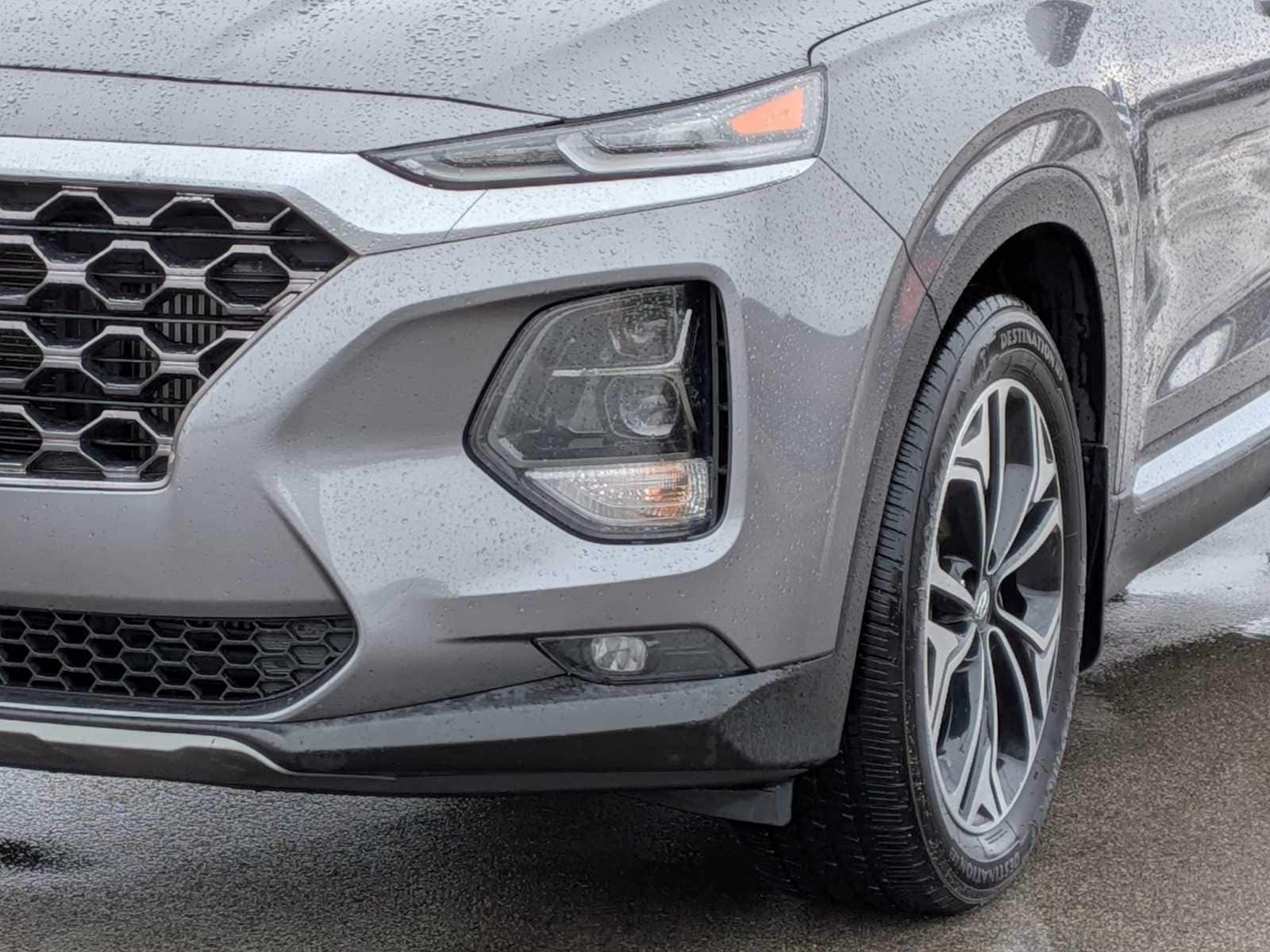 Thumbnail: 2019 Hyundai Santa Fe - 10