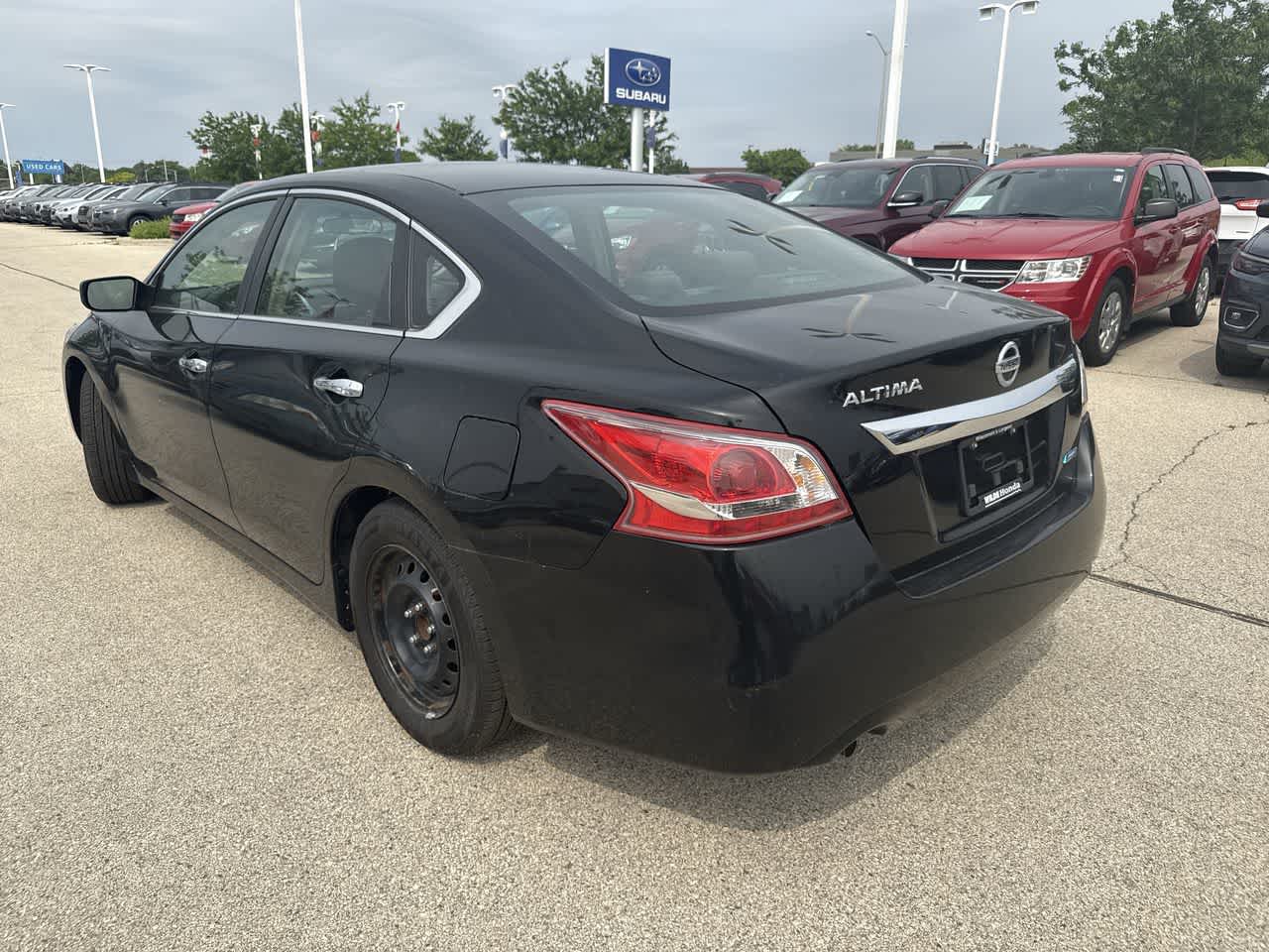 Thumbnail: 2013 Nissan Altima - 4