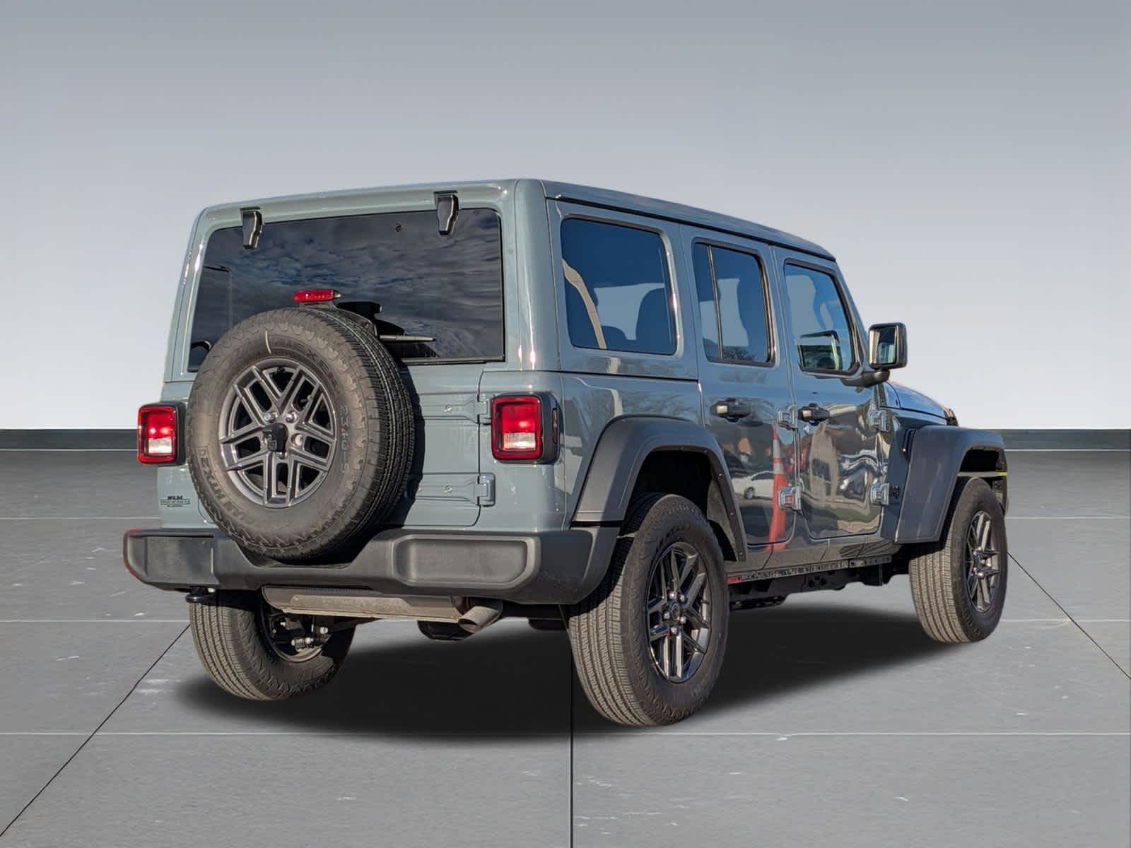 Thumbnail: 2025 Jeep Wrangler - 6