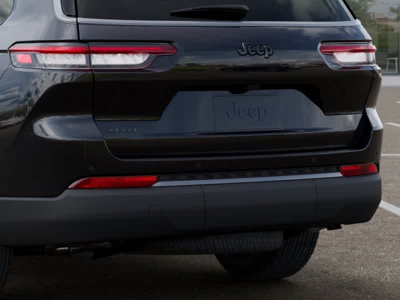 Thumbnail: 2026 Jeep Grand Cherokee L - 13