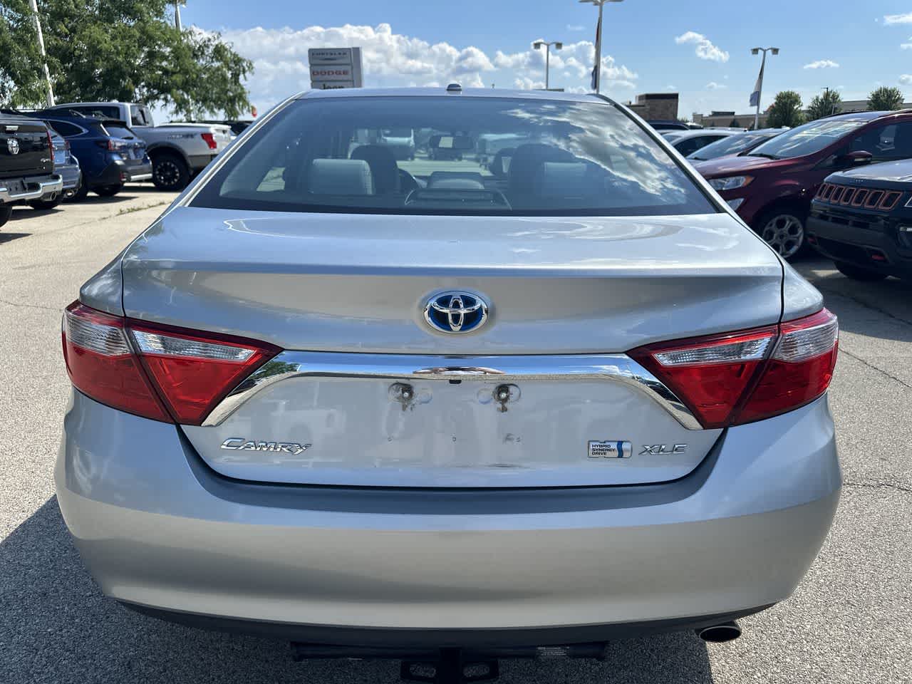 Thumbnail: 2016 Toyota Camry - 4