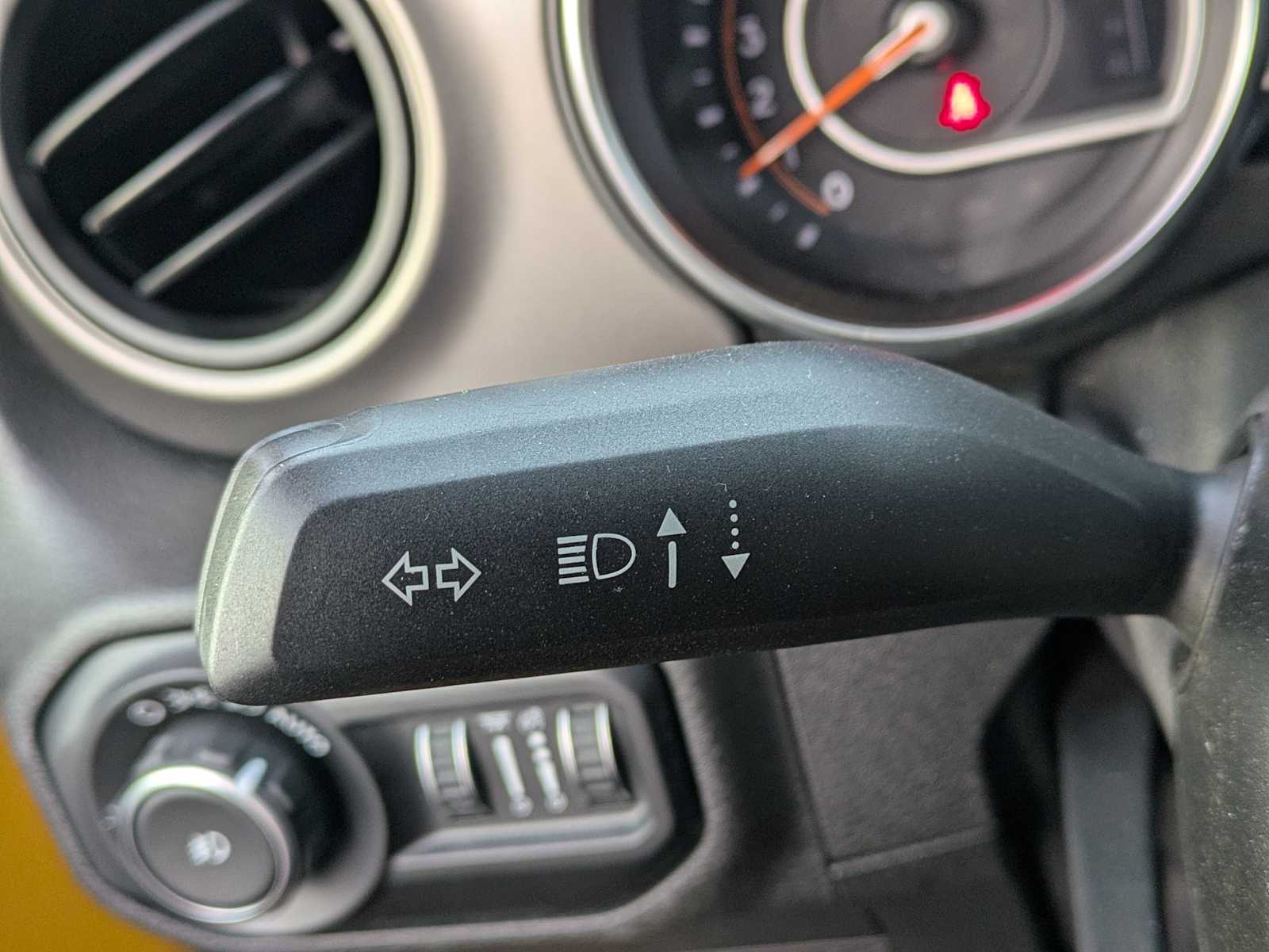 Thumbnail: 2020 Jeep Wrangler - 21