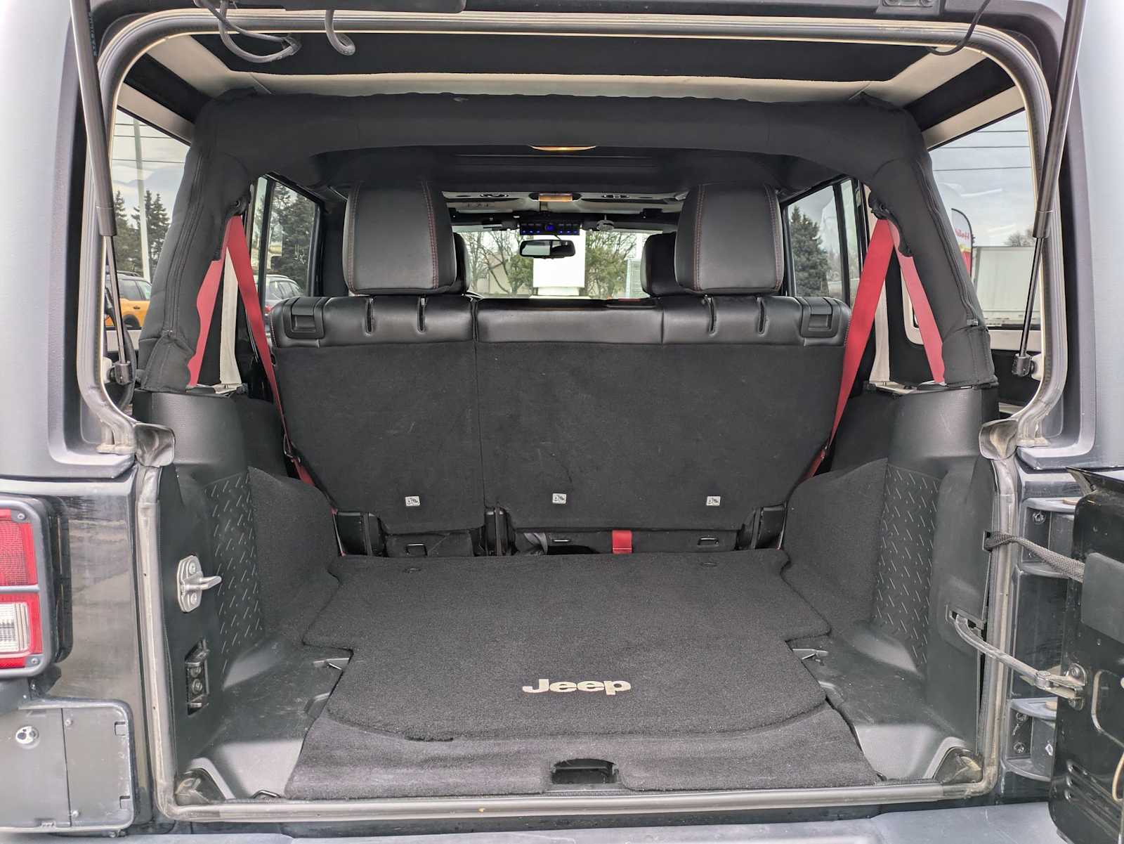 Thumbnail: 2017 Jeep Wrangler - 29