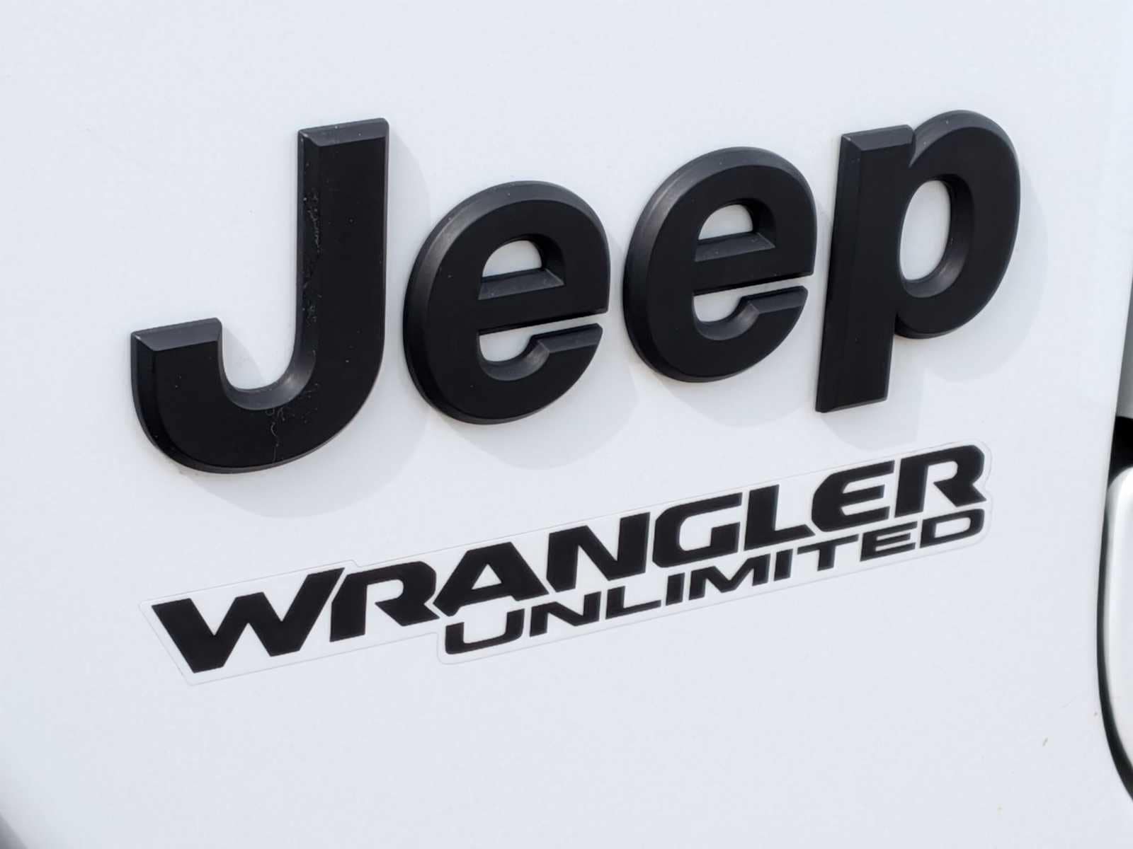 Thumbnail: 2022 Jeep Wrangler - 11