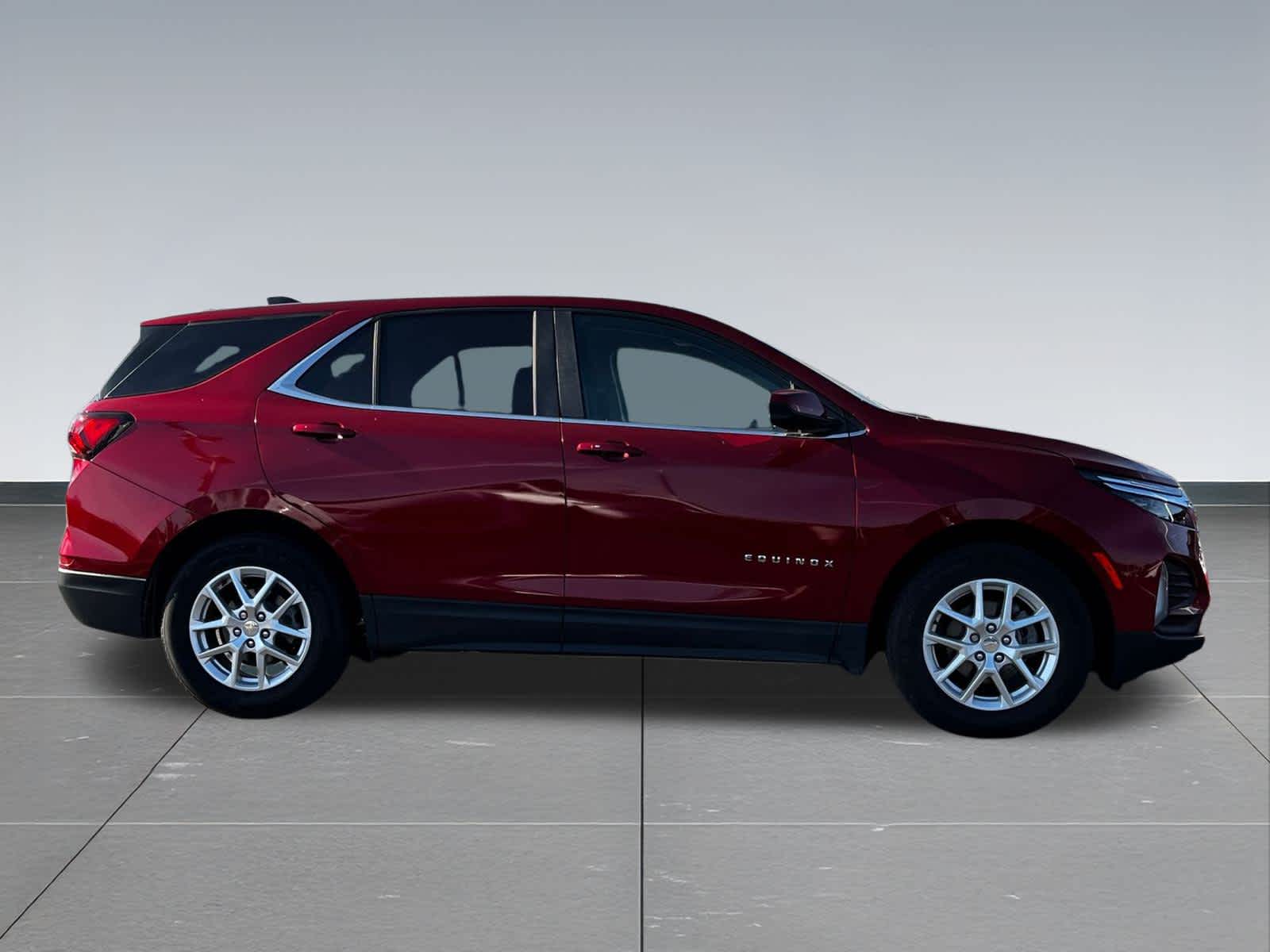 Thumbnail: 2023 Chevrolet Equinox - 7