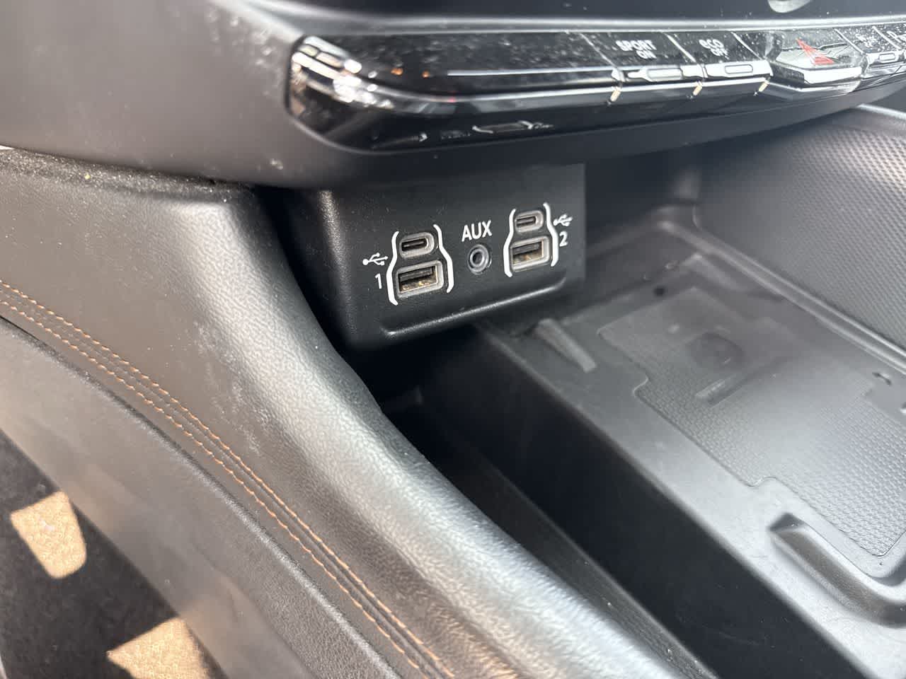 Thumbnail: 2022 Dodge Durango - 34