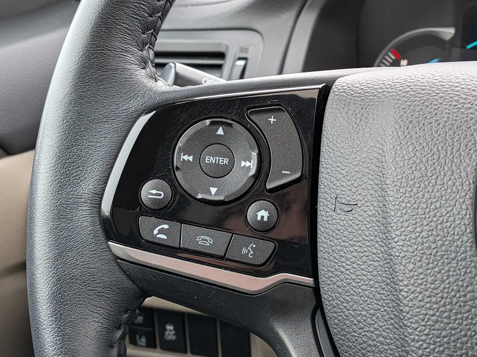 Thumbnail: 2022 Honda Pilot - 24