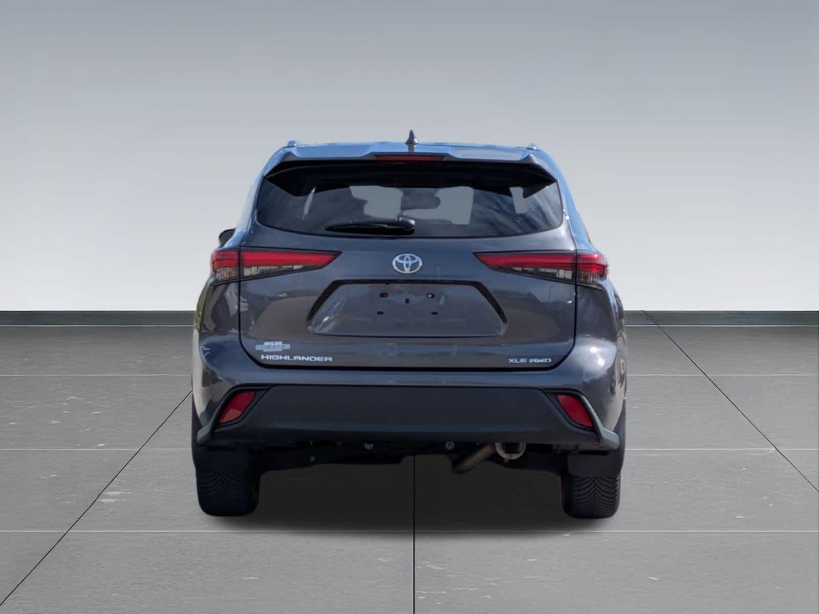 Thumbnail: 2021 Toyota Highlander - 4
