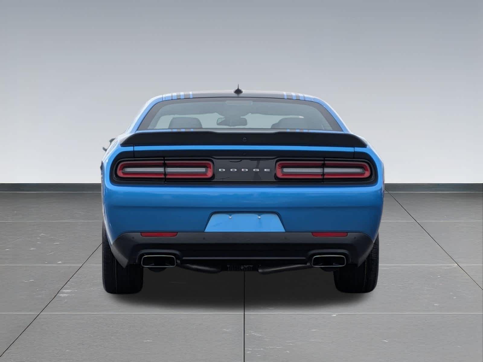 Thumbnail: 2016 Dodge Challenger - 4