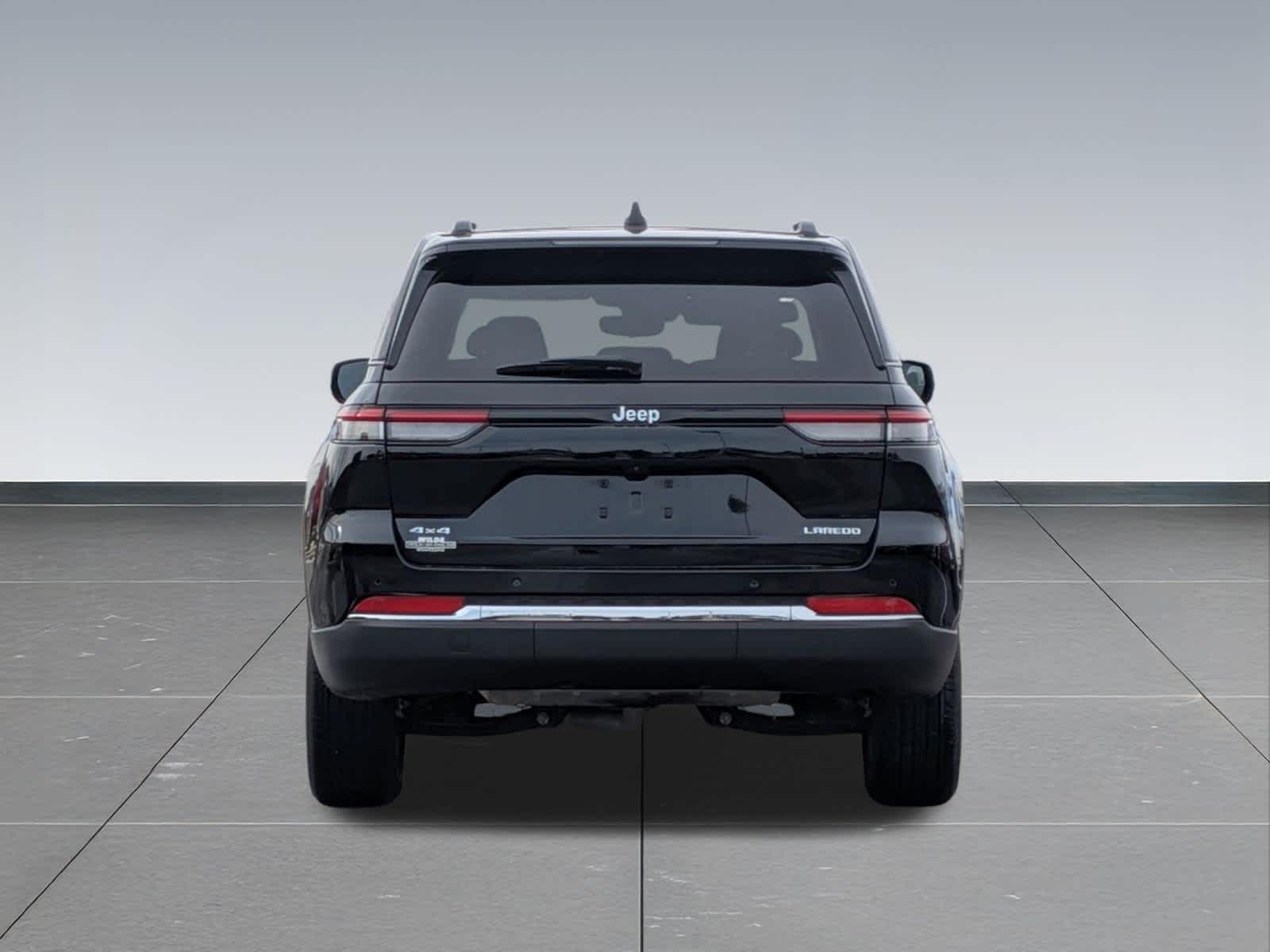 Thumbnail: 2023 Jeep Grand Cherokee - 5