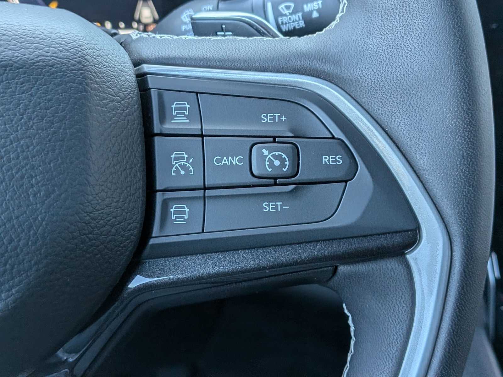 Thumbnail: 2023 Jeep Grand Cherokee - 22