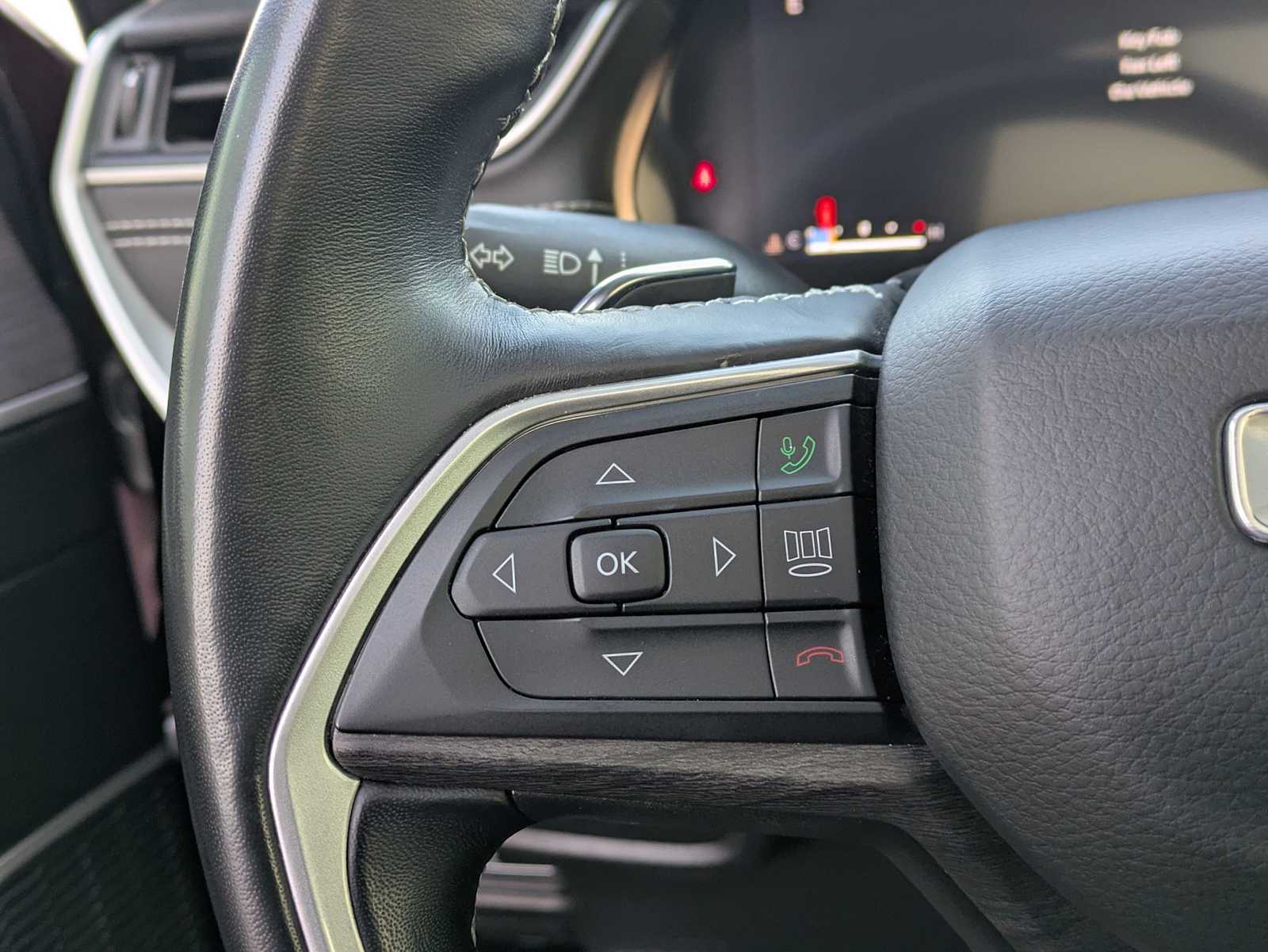 Thumbnail: 2021 Jeep Grand Cherokee L - 24