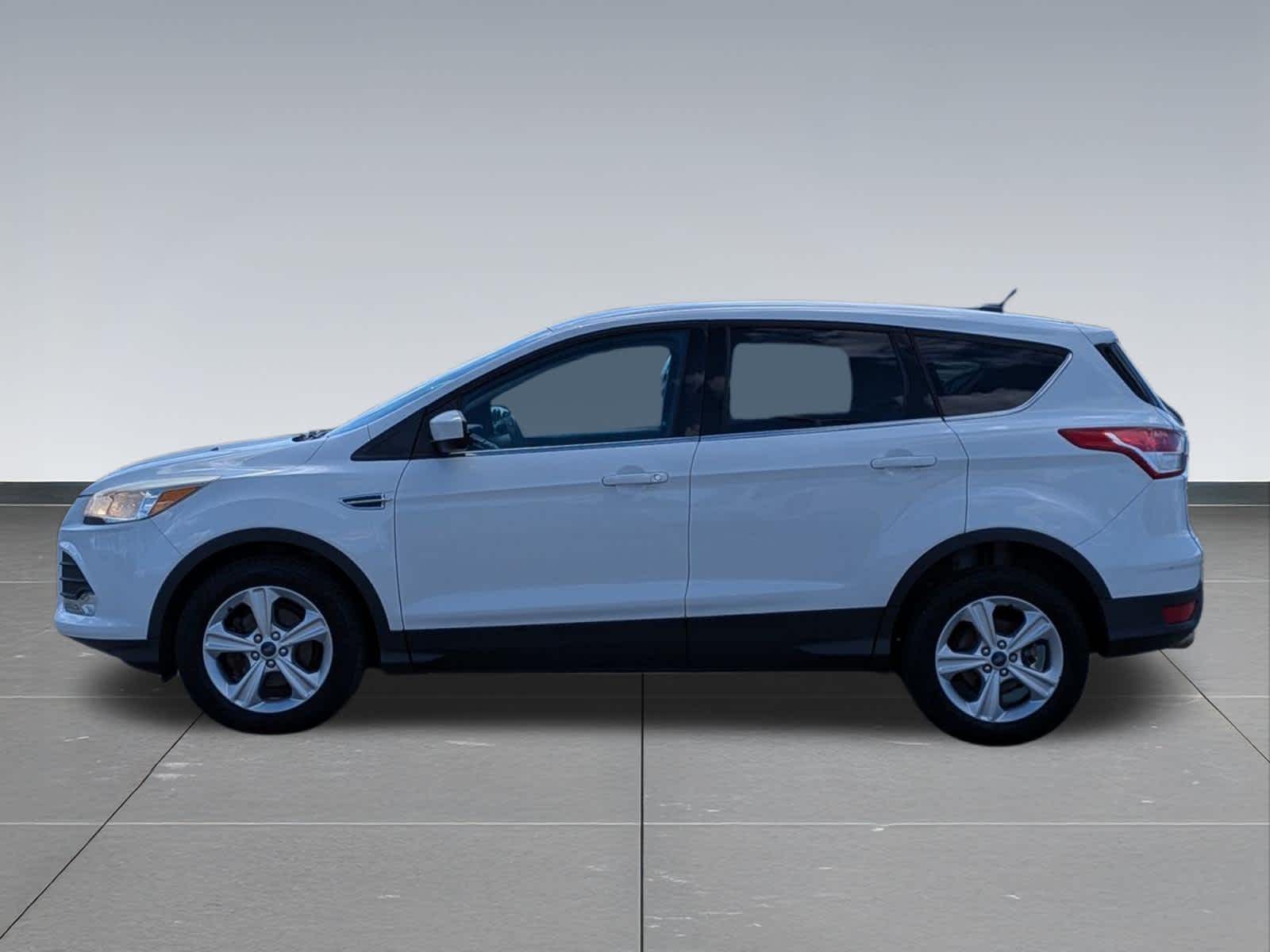 Thumbnail: 2015 Ford Escape - 3
