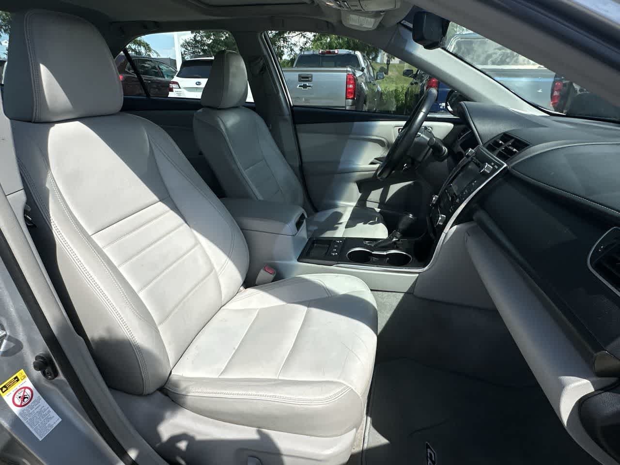 Thumbnail: 2016 Toyota Camry - 14