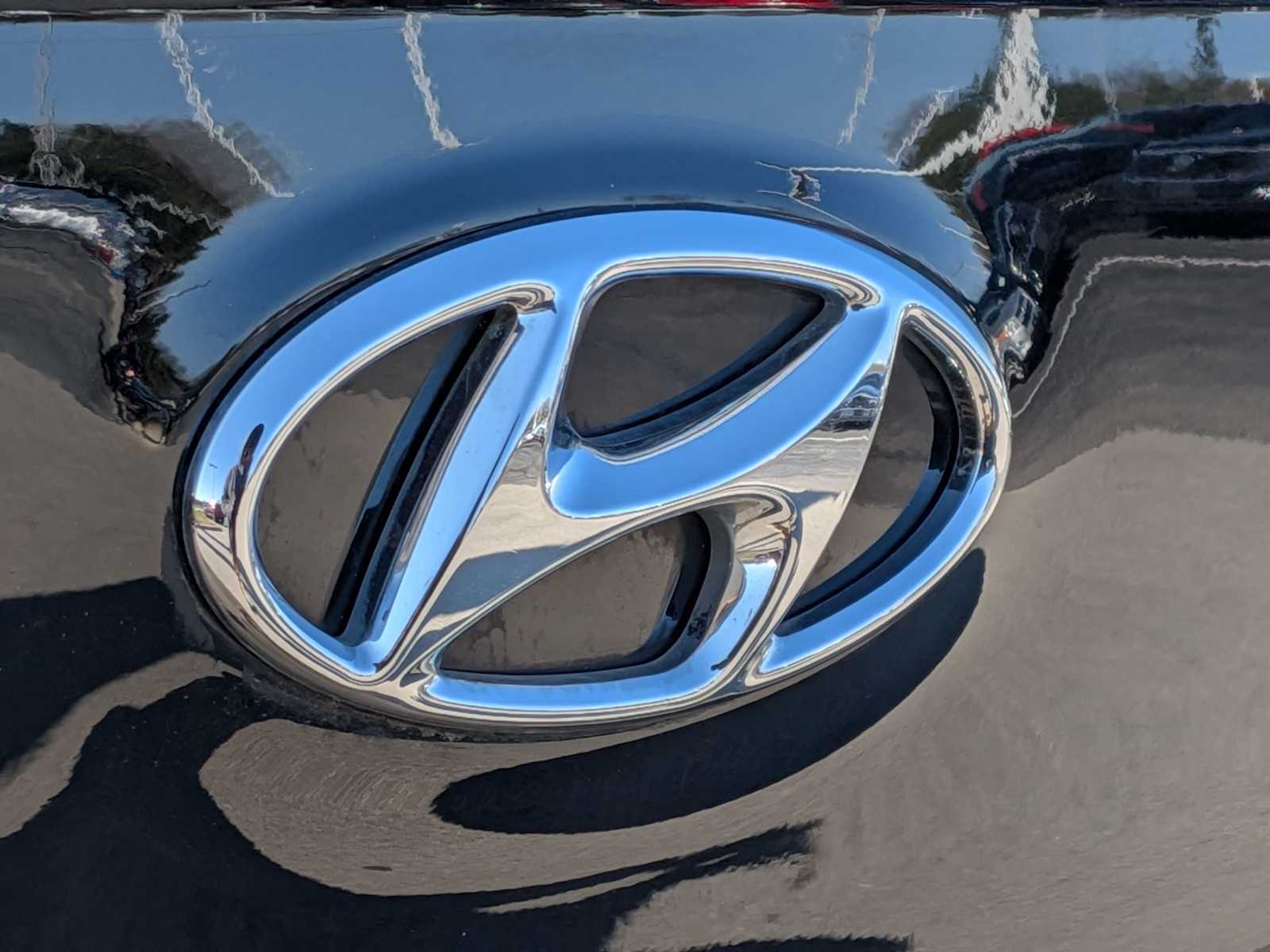 Thumbnail: 2021 Hyundai Tucson - 12