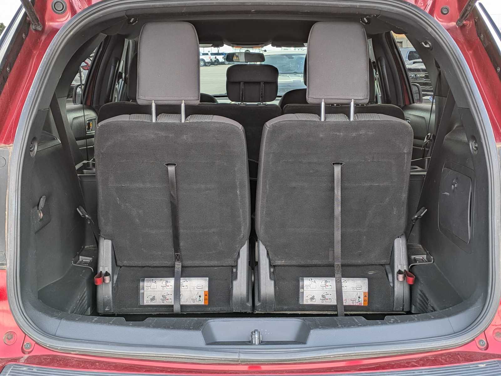 Thumbnail: 2019 Ford Explorer - 32