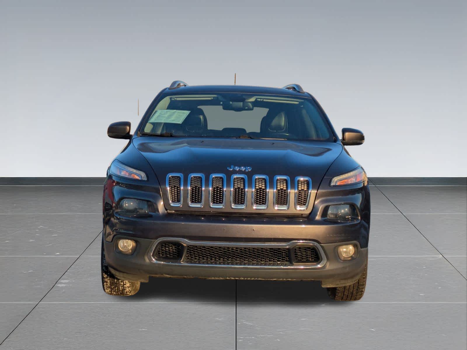 Thumbnail: 2016 Jeep Cherokee - 8