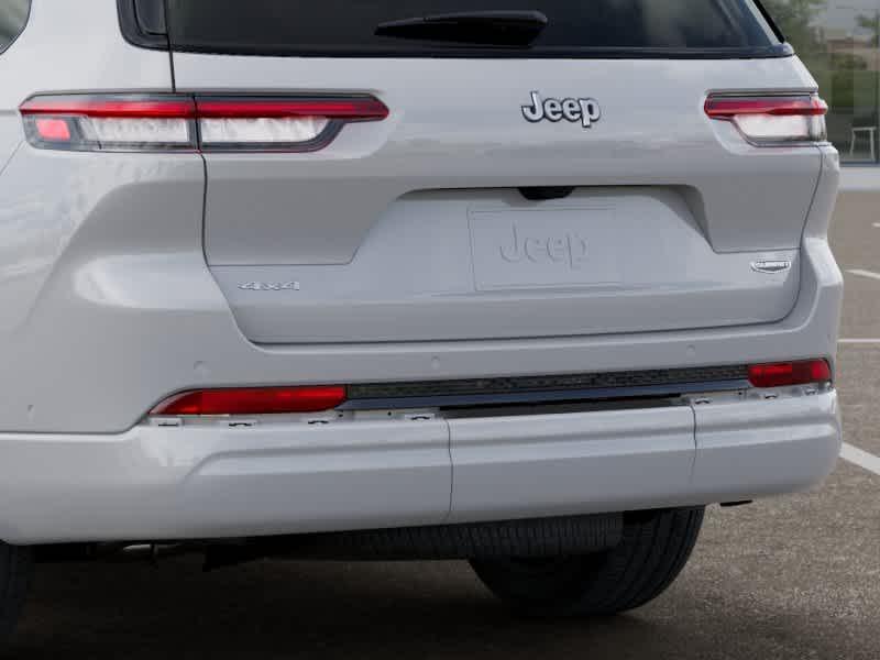 Thumbnail: 2026 Jeep Grand Cherokee L - 13