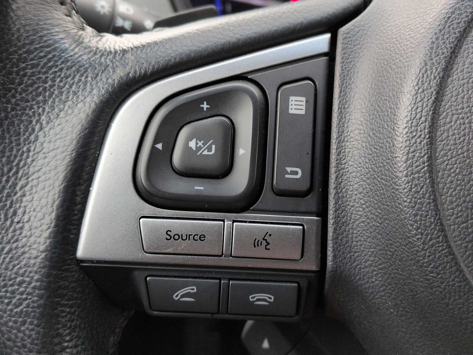 Thumbnail: 2017 Subaru Legacy - 20